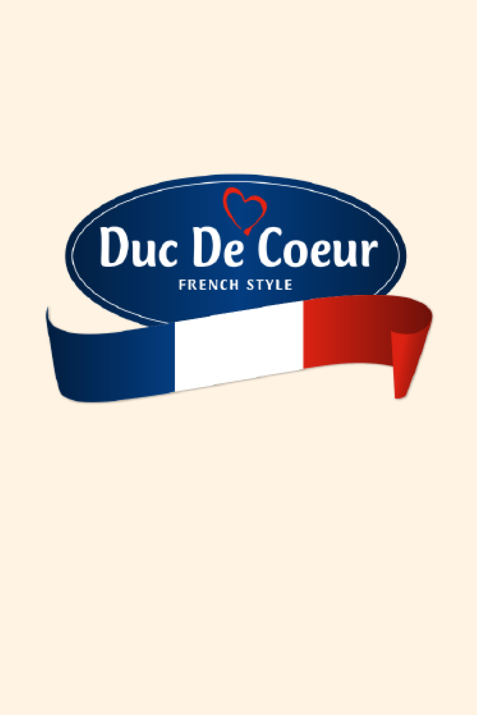Ovālas formas logotips ar uzrakstu «Duc De Coeur French Style» un lentes ar Francijas karoga krāsām.