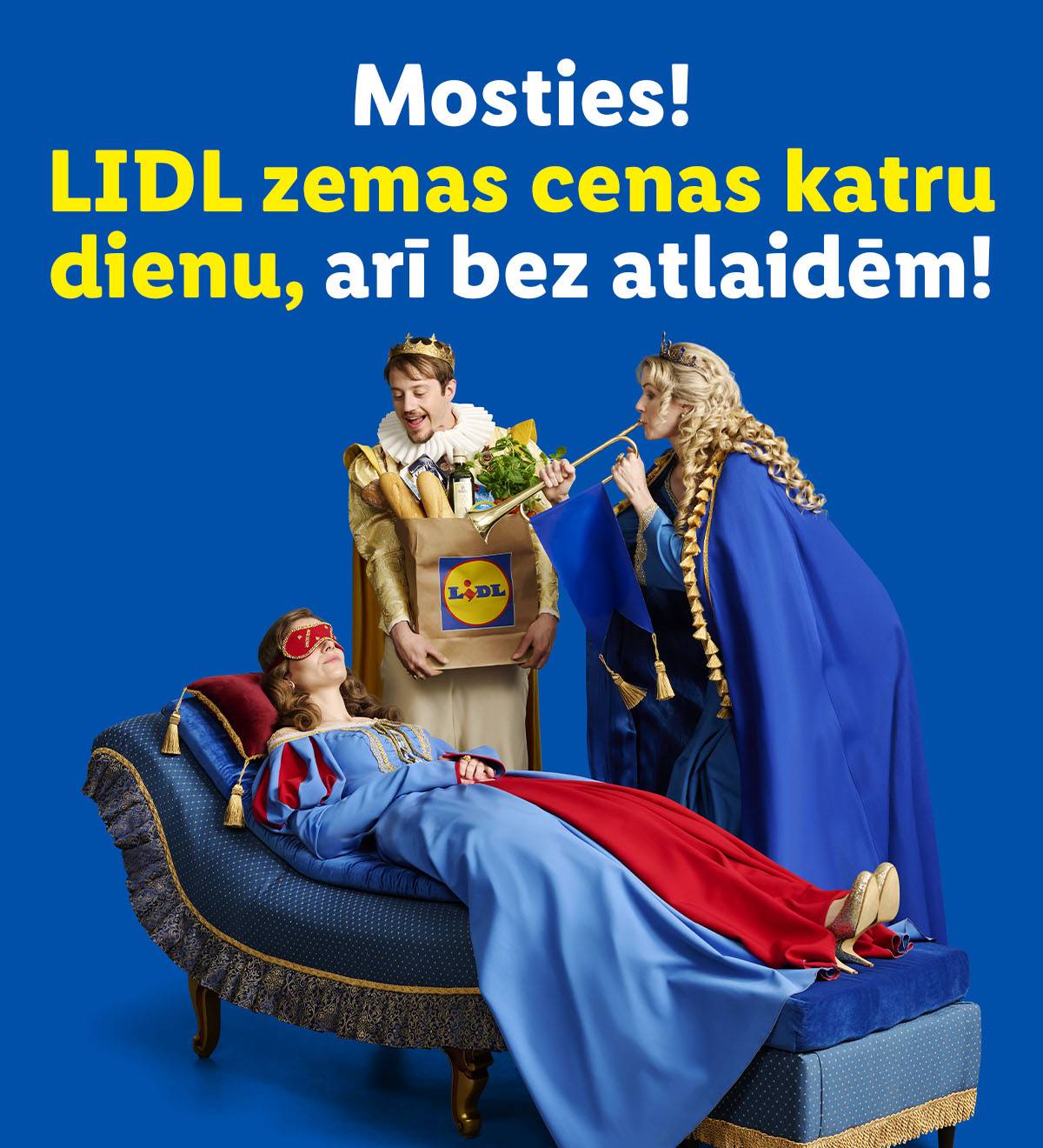 Рекламный снимок Lidl: королевская семья спит, пока рядом находится пакет с продуктами Lidl.
