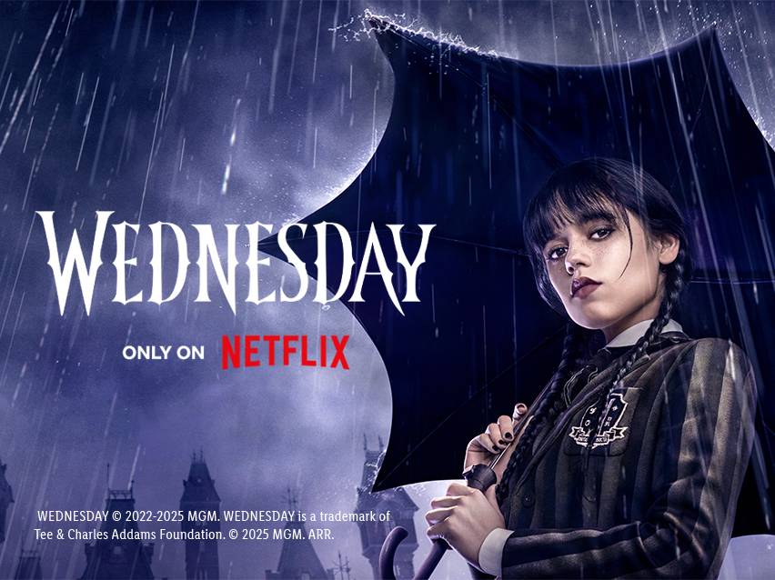 Plakāts seriālam 'Wednesday' ar galveno varoni lietū, kas tur lietussargu, un uzrakstu 'ONLY ON NETFLIX'.