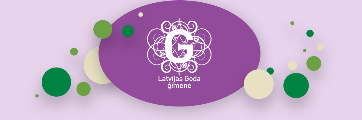 Latvijas Gada ģimene logo ar krāsainiem apļiem.